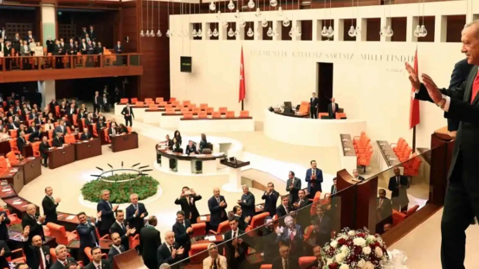 "تركيا دون استقطاب".. تحالف جديد يقدم "الطريق الثالث" قبل الانتخابات المبكرة