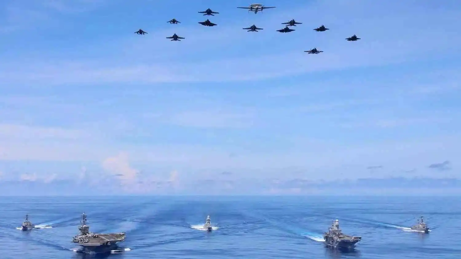 بينها مدمرات.. حشود أمريكية ضخمة تتجه للشرق الأوسط وسط توتر مع إيران