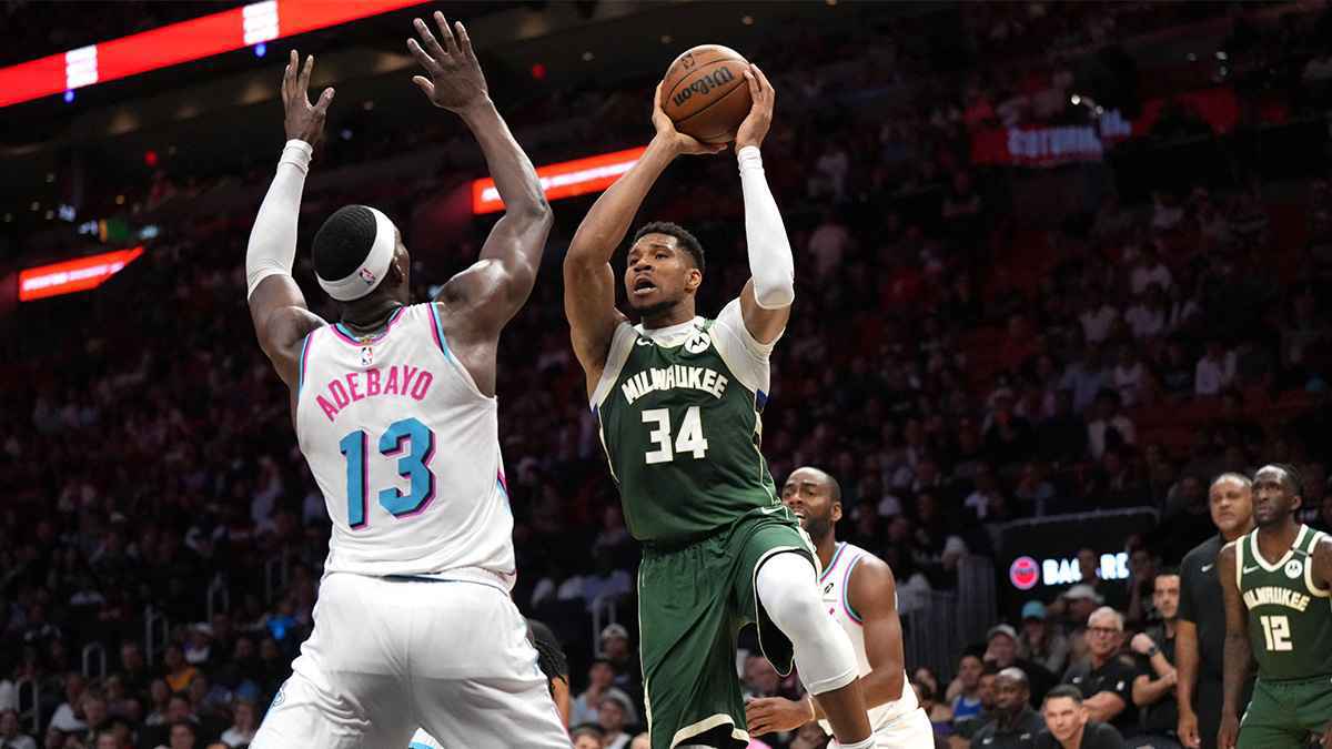 NBA.. أنتيتوكونمبو يتألق في فوز باكس على هيت في دوري السلة الأمريكي