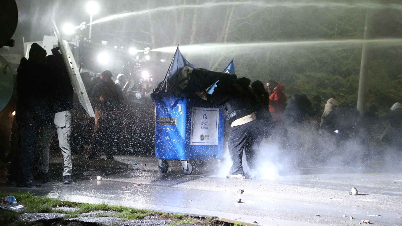 مواجهة أردوغان-أوغلو.. "صراع مبكر" على الرئاسة التركية
