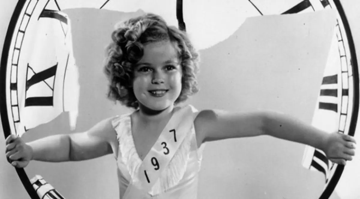 وفاة الطفلة المعجزة "شيرلي تمبل"