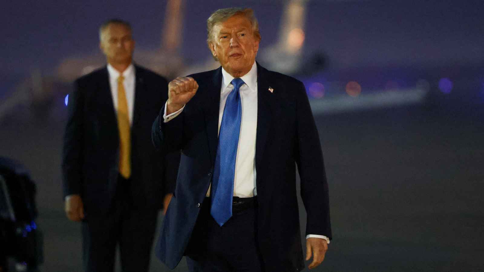 بعد موافقته على مهاجمة إيران.. ترامب يتراجع ويضع شرطاً لوقف الحرب