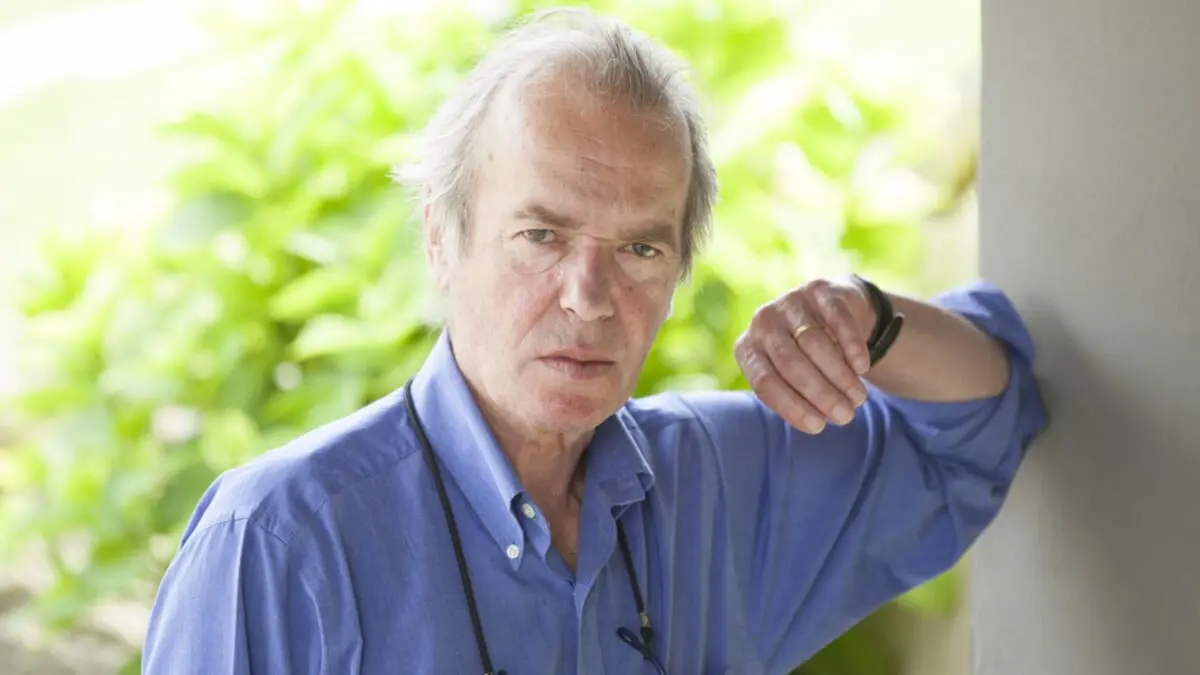 وسام ملكي للروائي البريطاني مارتن إيميس