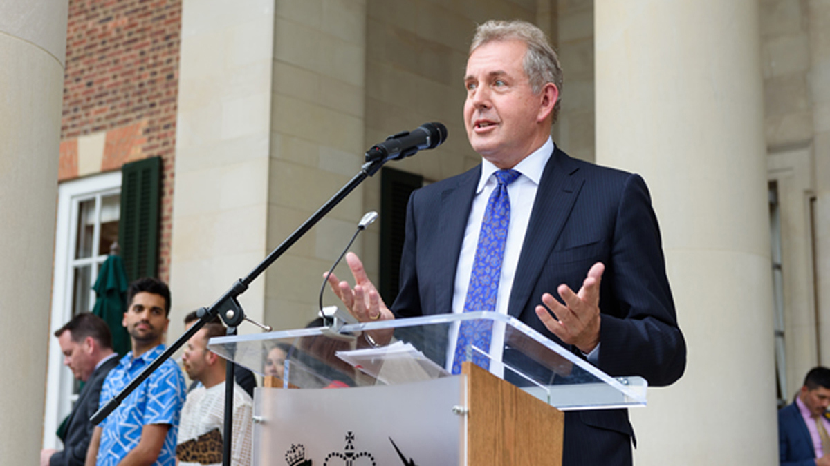 السفير البريطاني بواشنطن: إدارة ترامب غير كفؤة وقد تنتهي بـ"وصمة عار"