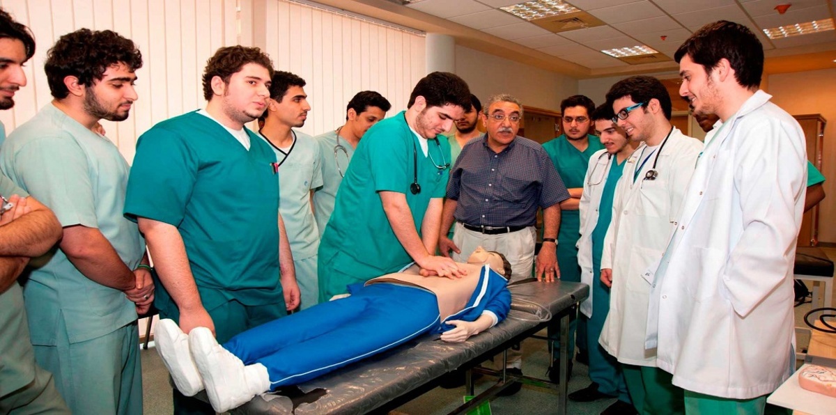 خطأ غريب يتسبب في إعادة امتحان "النساء والتوليد" بكلية طب مصرية