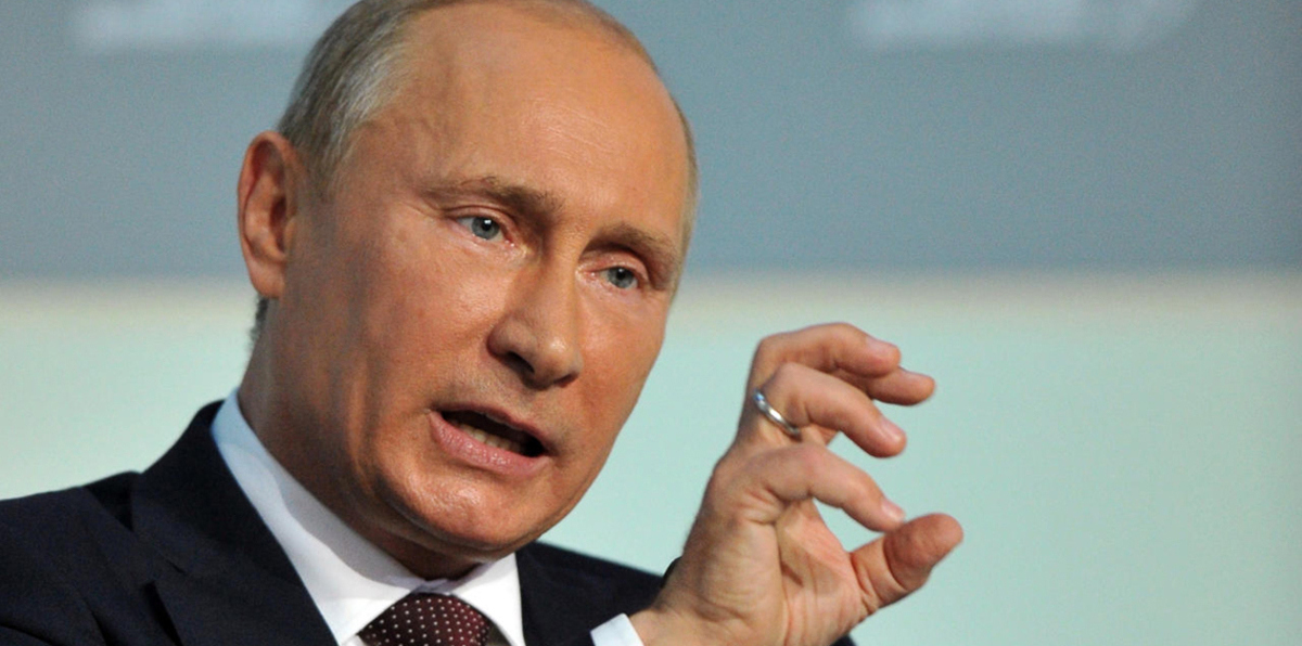 بوتين: على المجتمع الدولي التفكير بإعادة بناء سوريا