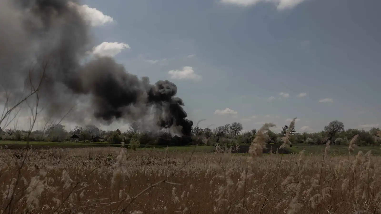 صراع حياة أو موت.. بوكروفسك "الحصان الرابح" في حسابات موسكو وكييف