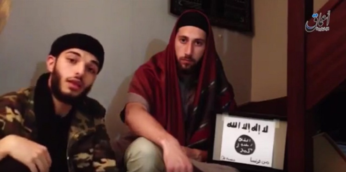 داعش ينشر فيديو لاثنين قال إنهما منفذا هجوم الكنيسة الفرنسية