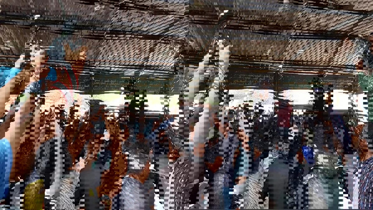 نجوم الفن يُشيّعون جثمان هيثم أحمد زكي (صور)