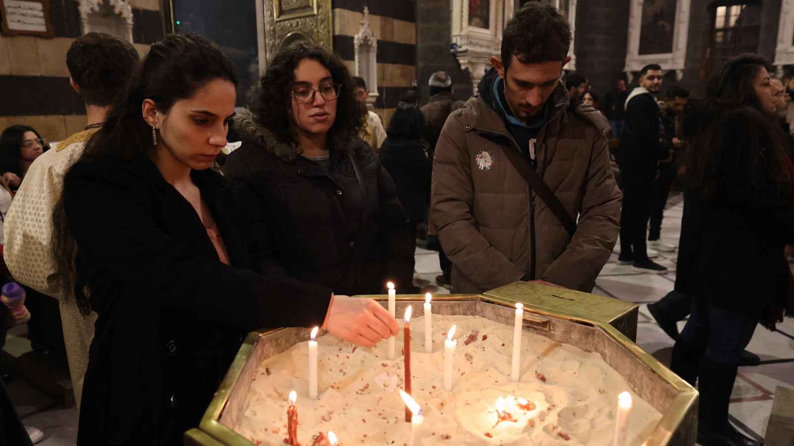 وزارة الإعلام السورية تمنع نشر "المحتوى الطائفي"