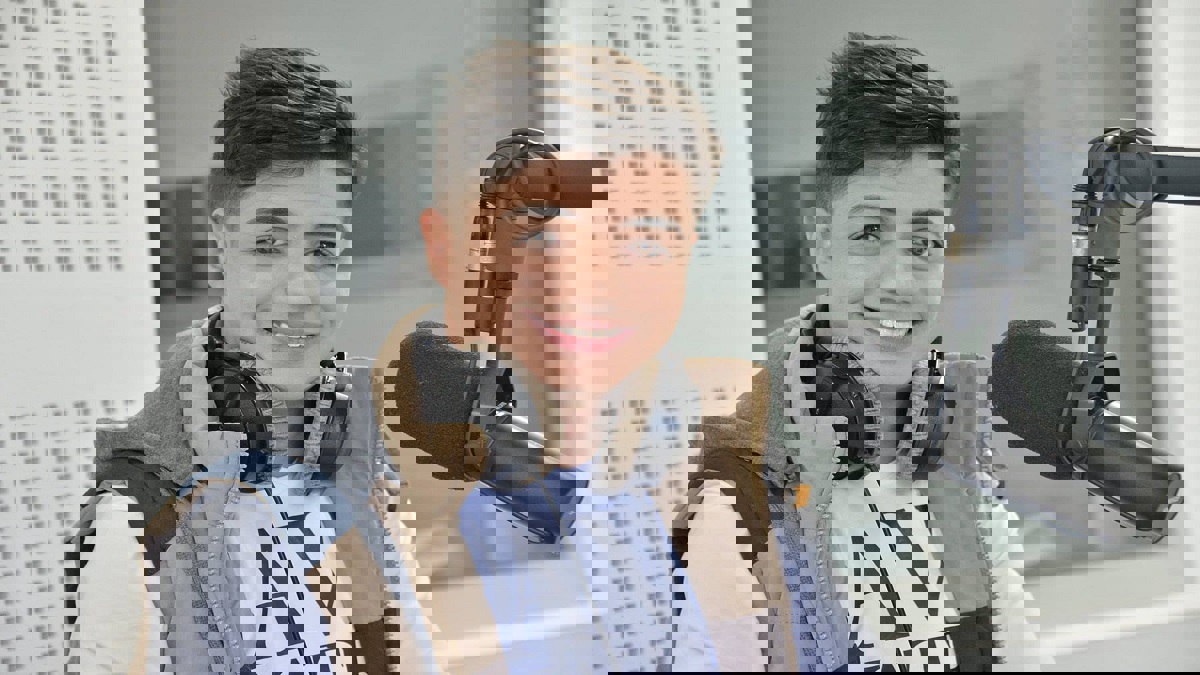 "الفضائيات العربية" يمنح المغربي إيهاب أمير لقب أفضل مغنٍ شاب لعام 2019‎