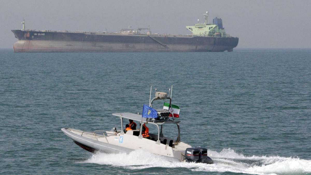 أستراليا تنضم إلى تحالف حماية الناقلات في مضيق هرمز