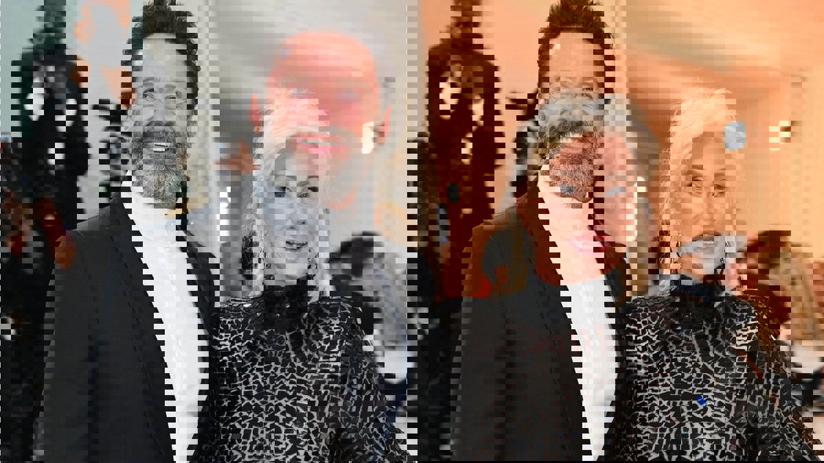 بعد 27 عامًا.. هيو جاكمان وديبورا لي يعلنان انفصالهما