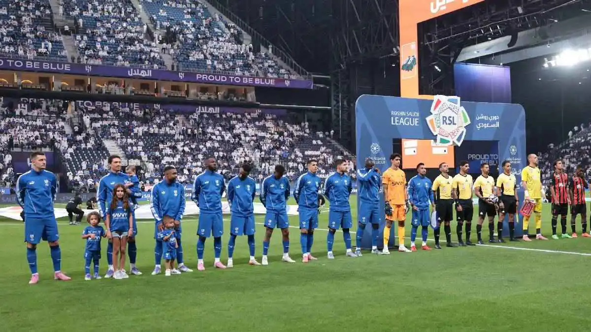 صراع النجوم.. 8 لاعبين يحسمون معركة الهلال والقادسية