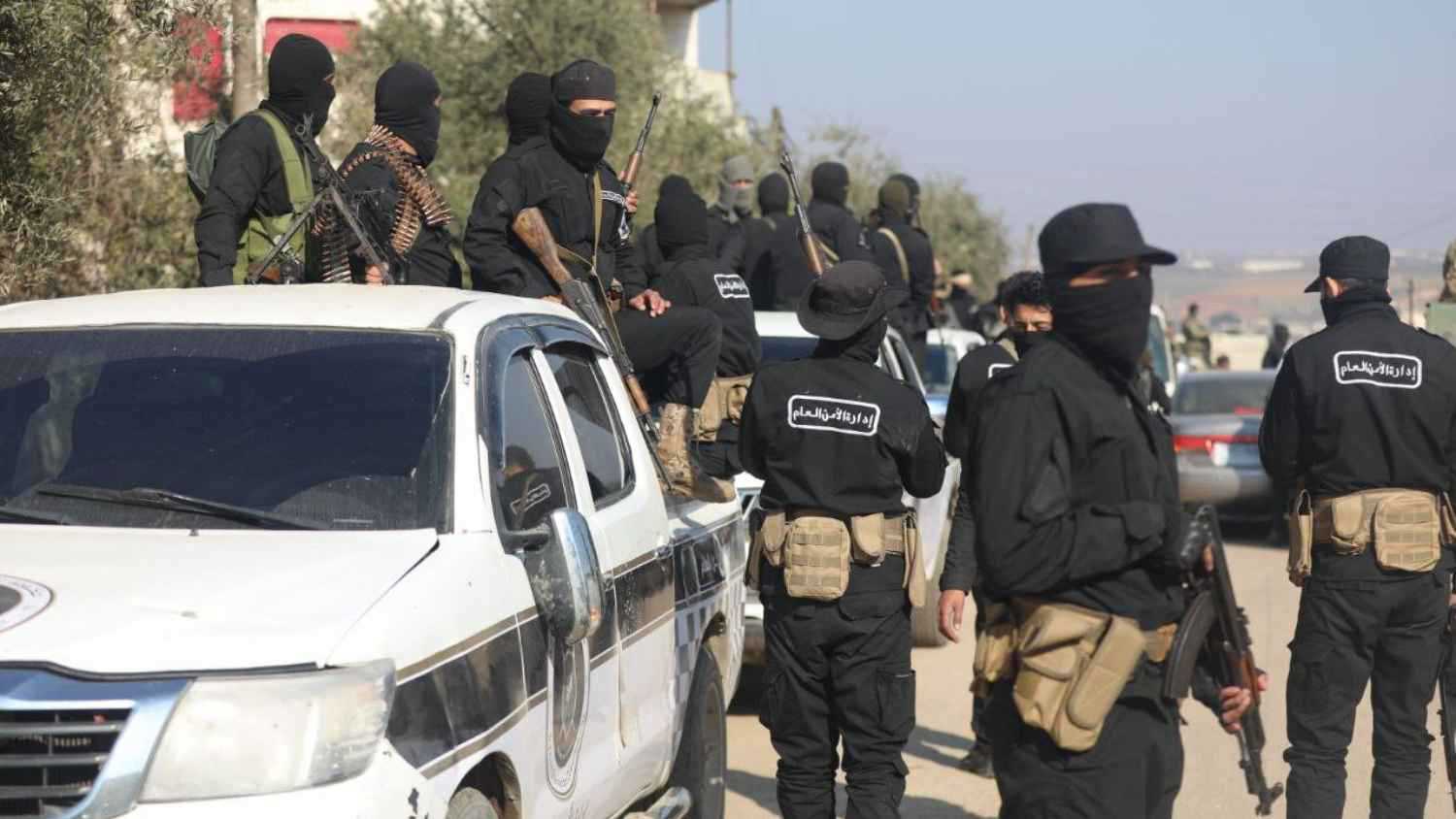 تحركات سرية وتحشيدات.. نُذر معركة جديدة في الساحل السوري