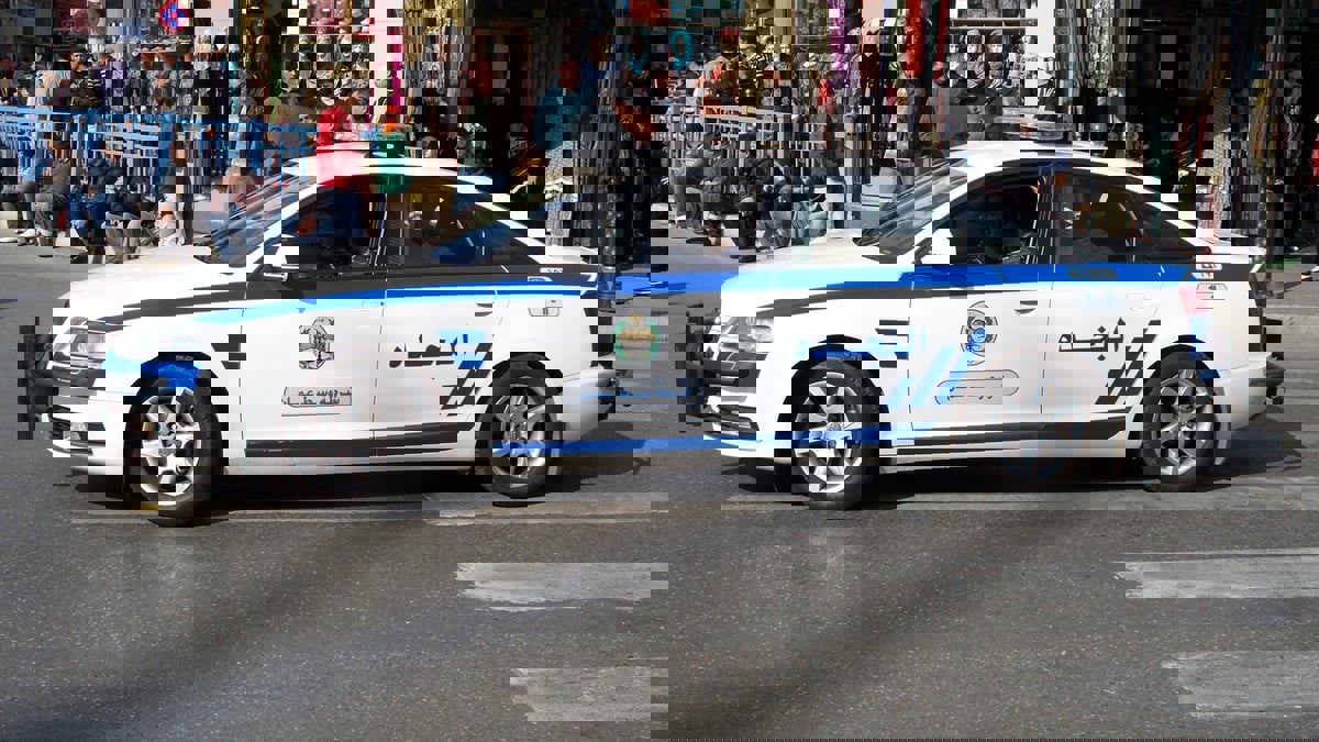 صوت بكاء يقود لاكتشاف طفلة رضيعة في بئر مهجورة بالأردن