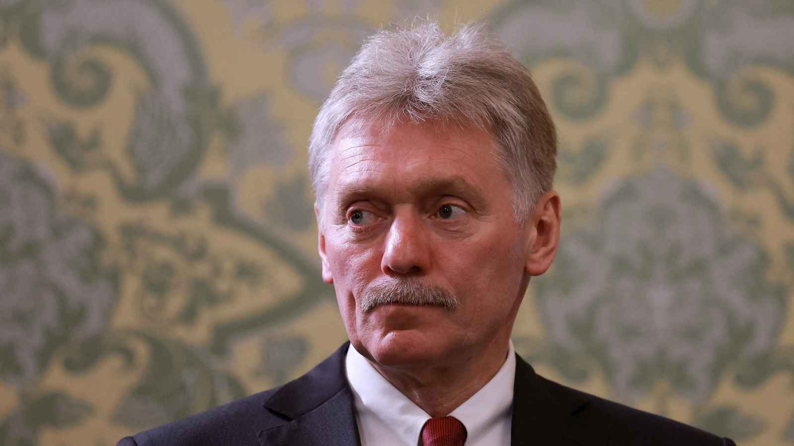 الكرملين يعلق على فرص لقاء بوتين وزيلينسكي