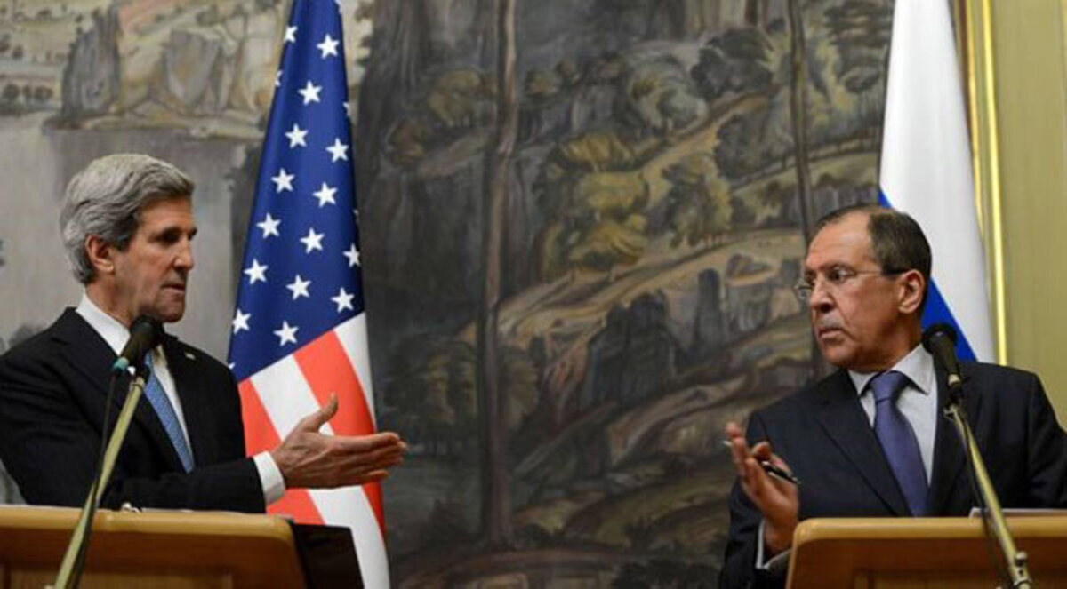 كيري يتصل بلافروف لحثه على تنفيذ هدنة مينسك