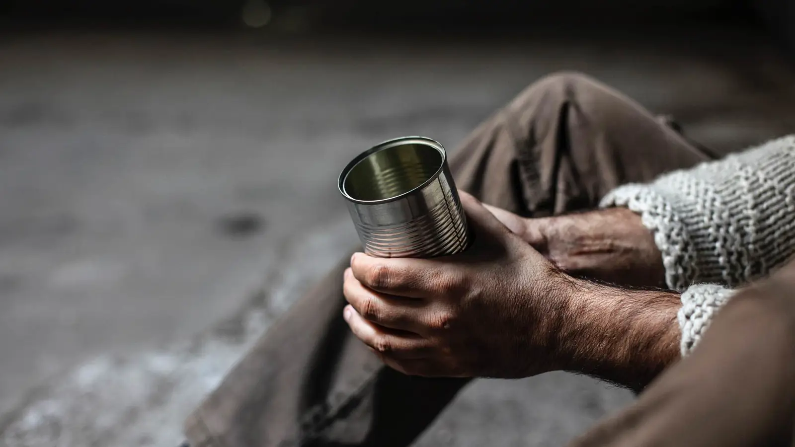 للحد من تفشي الظاهرة.. العراق يغري المتسولين برواتب شهرية