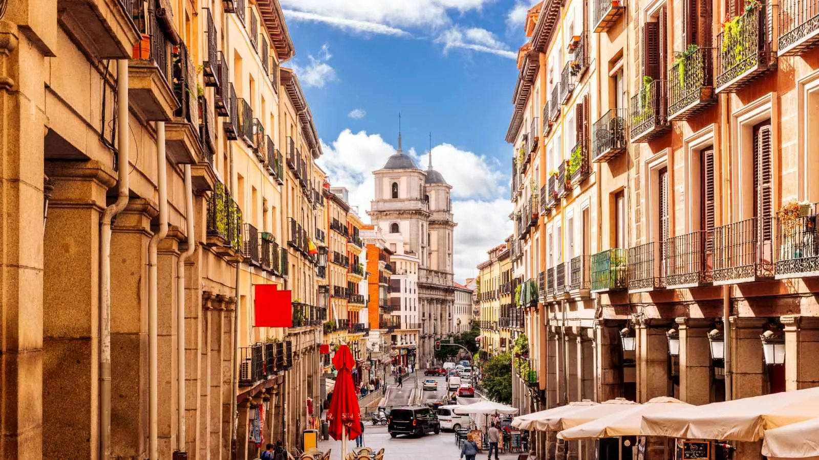 الآلاف يتظاهرون.. إيجارات المساكن تثير غضب سكان مدريد