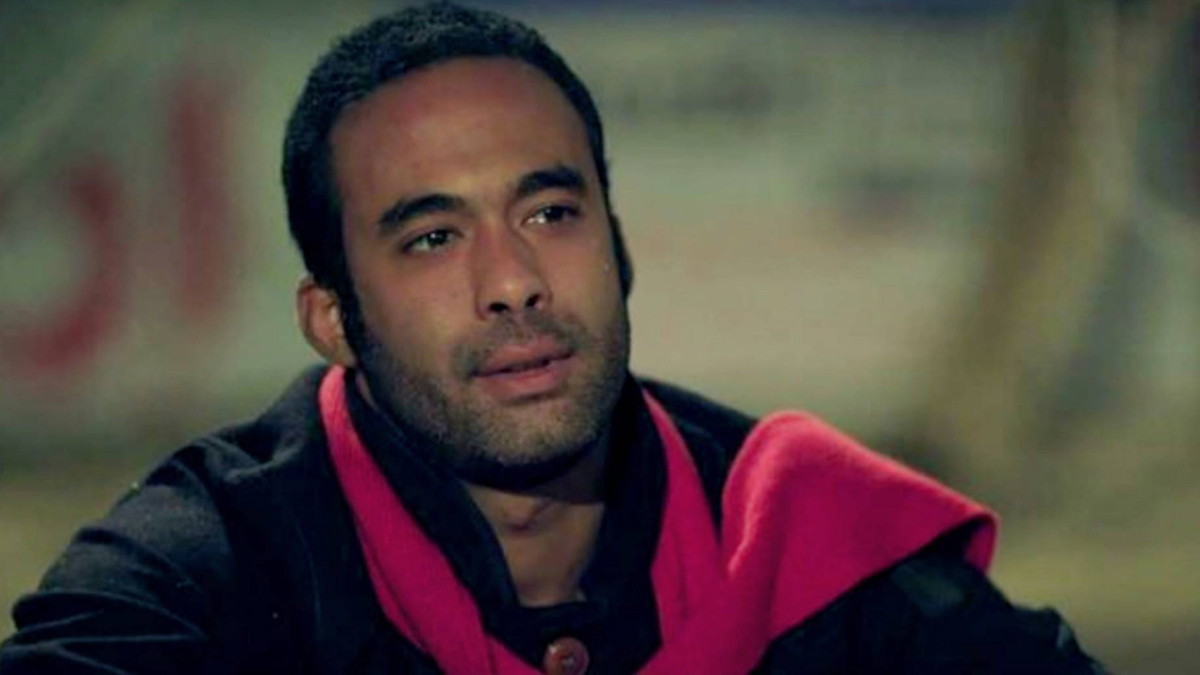 صديق الراحل هيثم أحمد زكي يروي موقفًا غريبًا أثناء غسل جثمانه