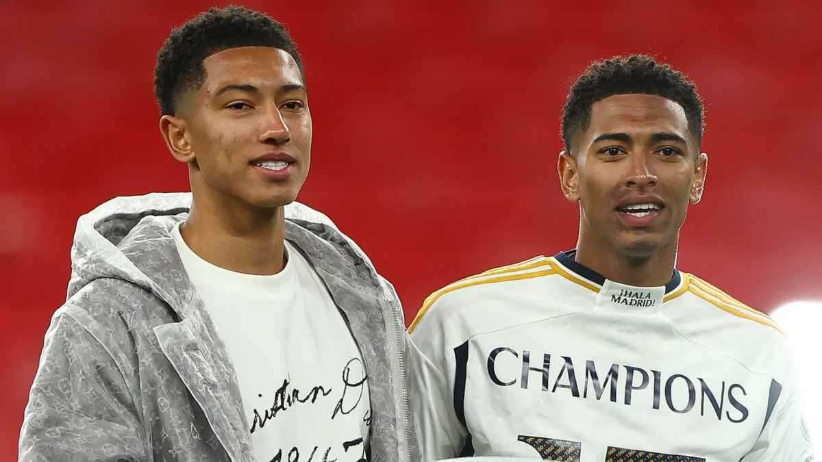 مانشستر يونايتد ينقض على بيلينغهام الصغير