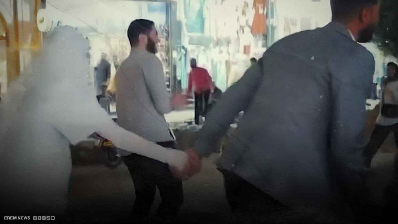 زفّة على زلاجات.. عروسان مصريان يكسران قواعد الزفاف (فيديو إرم)