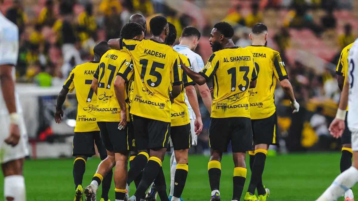 3 نجوم يبهرون جماهير الاتحاد في الفوز على الأخدود 