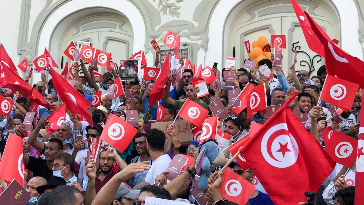 تونس.. "الدستوري الحر" يطالب بمحاسبة "النهضة" وحل البرلمان