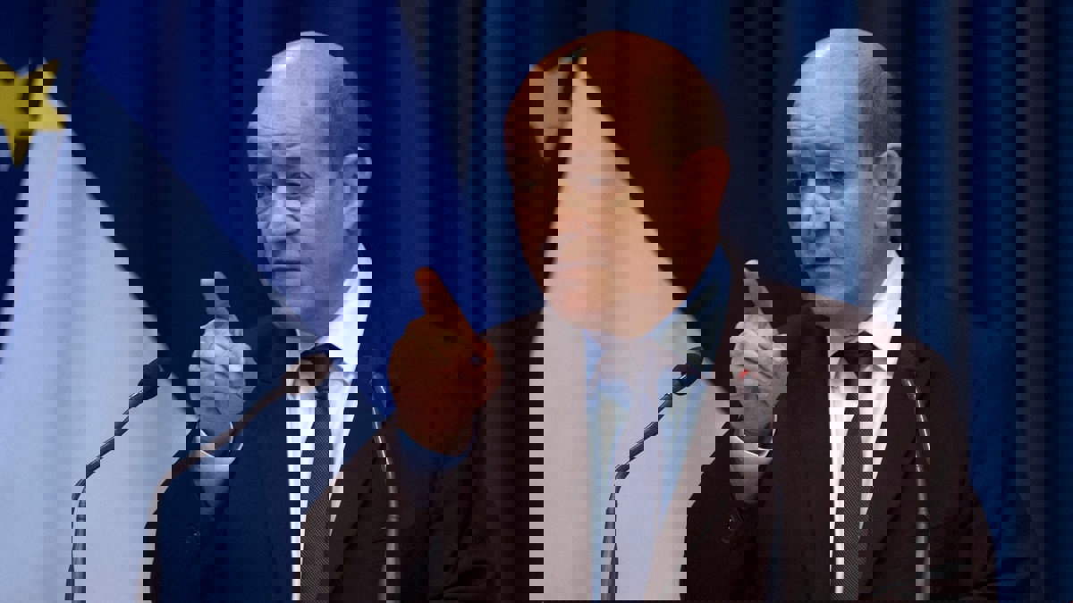 فرنسا تعرض مساعدة تركيا في التعامل مع اللاجئين السوريين