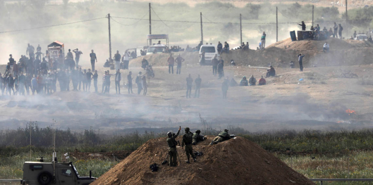 الفلسطينيون يستعدون لـ"جمعة الكوشوك"... وإسرائيل ترفع حالة التأهب