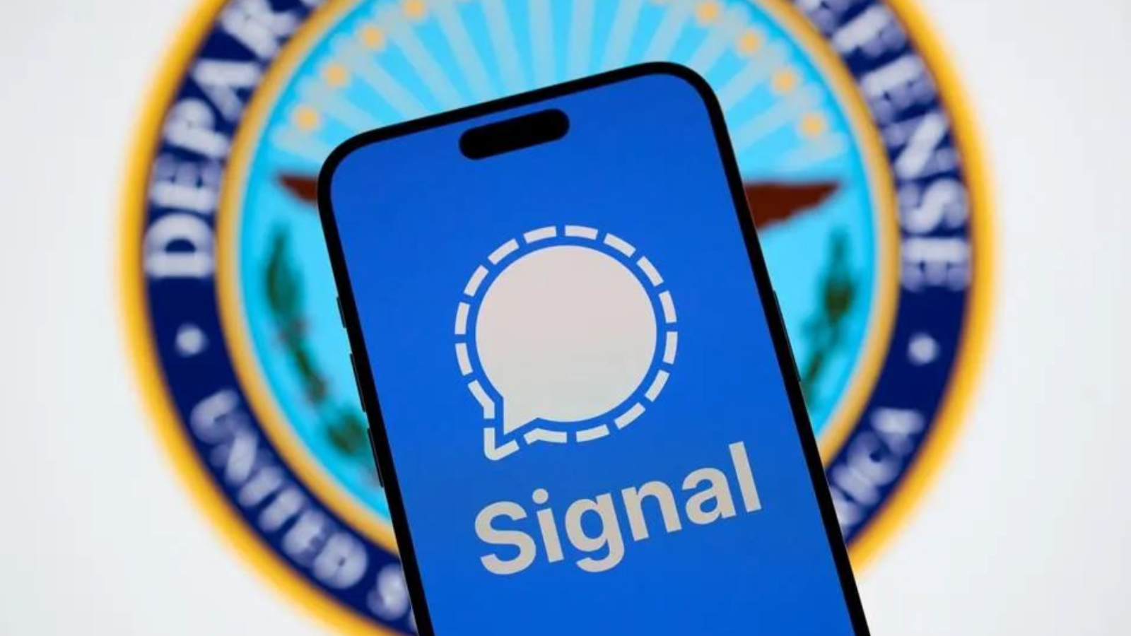 بعد فضيحة سيغنال.. إليك تطبيق المراسلة الأكثر أمانًا