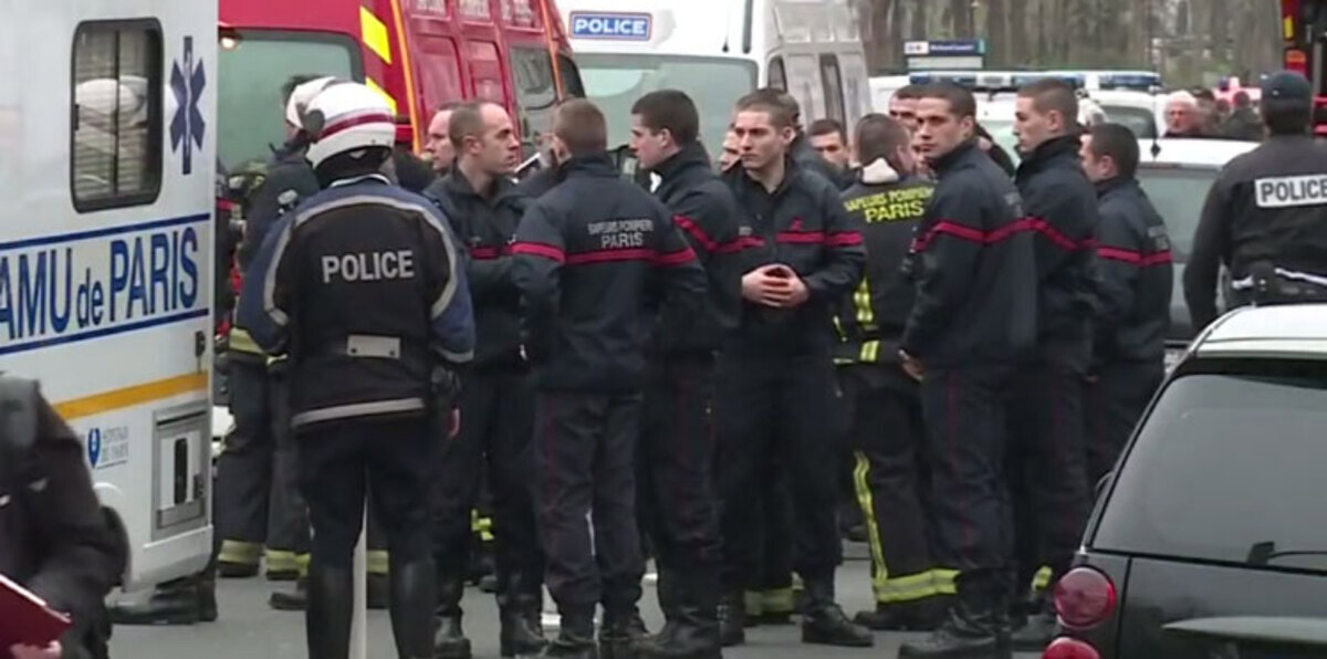 الشرطة الهولندية تطلق رصاصات تحذيرية أثناء اعتقالات في أمستردام