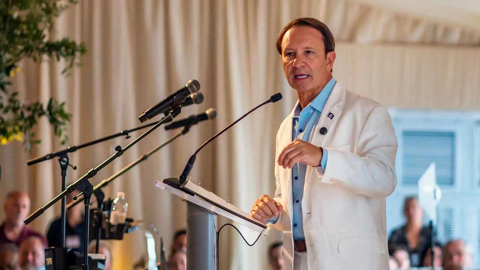 مبعوث ترامب إلى غرينلاند: واشنطن لن تغزو الجزيرة الدنماركية