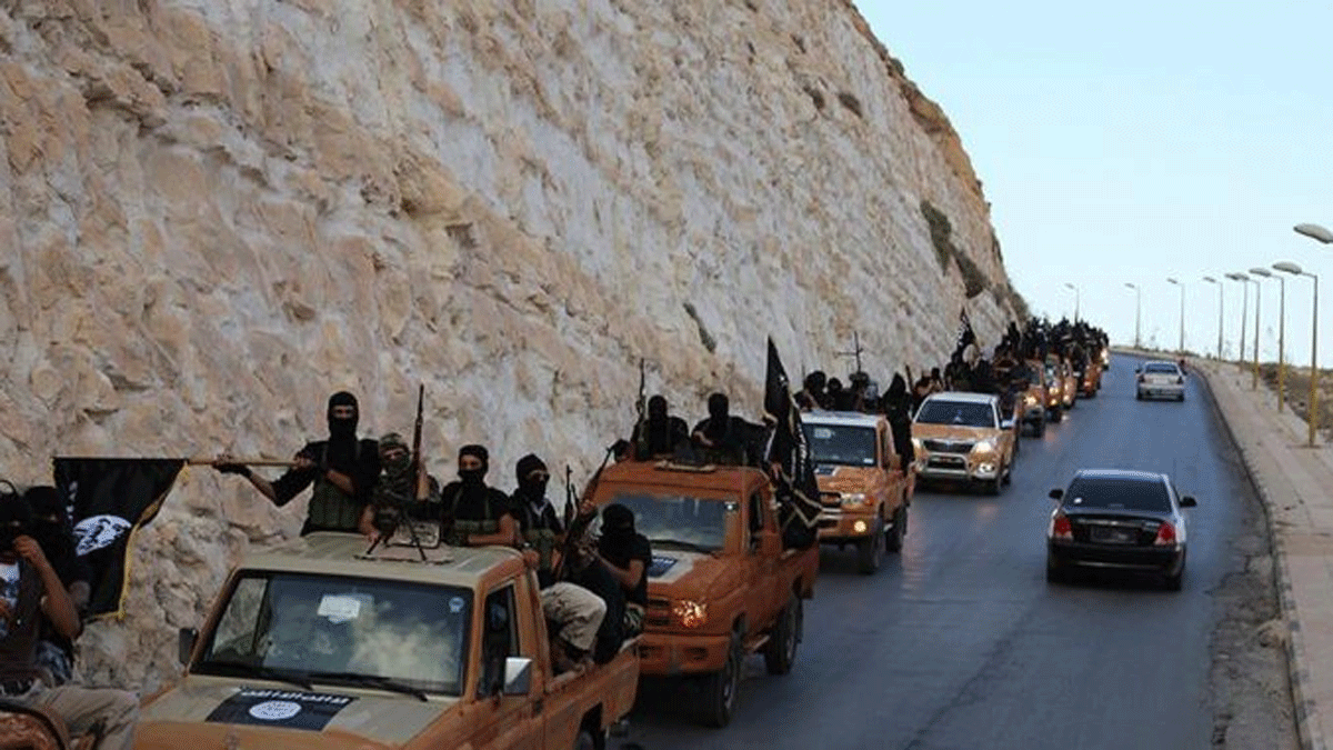 تضارب الأنباء بشأن هجوم لداعش على حقل الزويتينة النفطي بليبيا