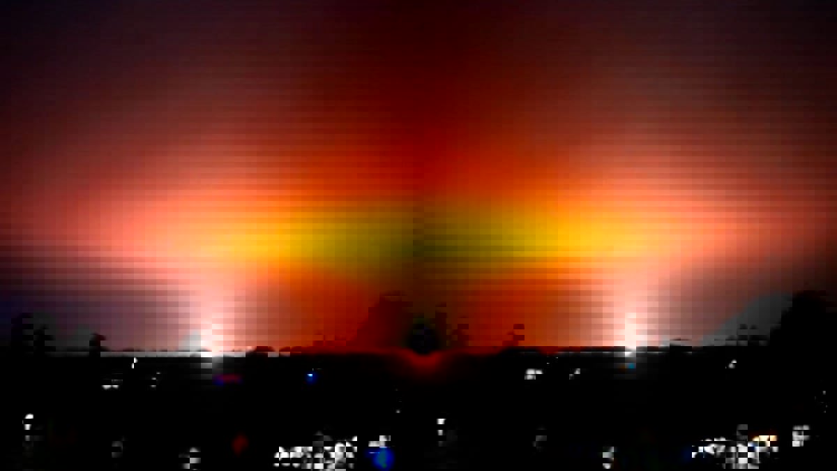 انفجار ضخم في أوكسفورد شاير جنوب شرق إنجلترا