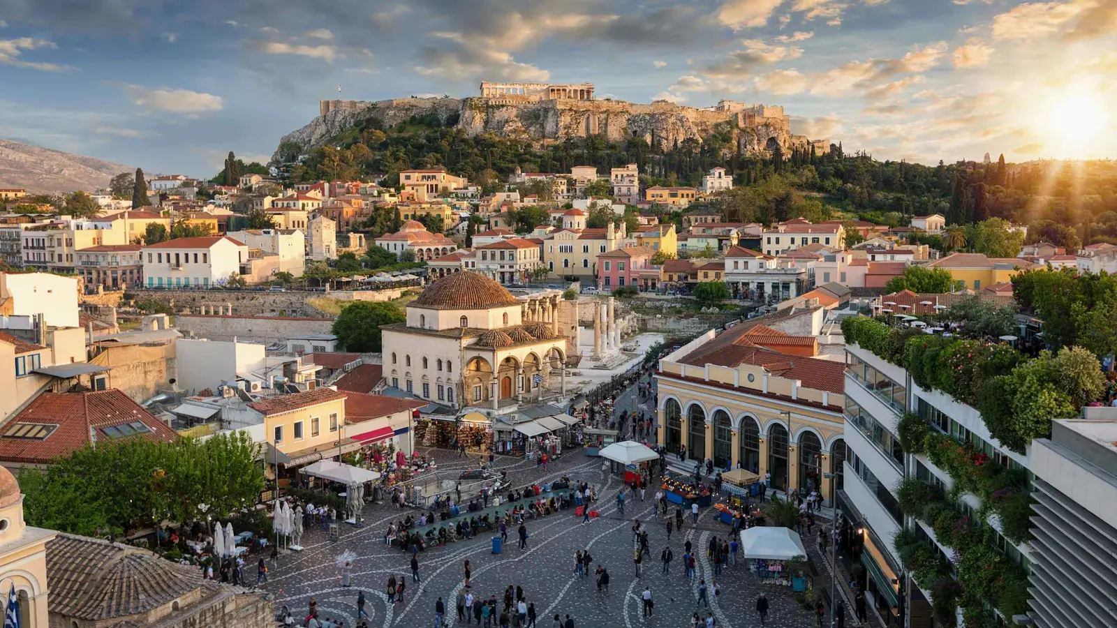 إعلام عبري: مؤيدون لفلسطين استهدفوا مطعمًا إسرائيليًا في أثينا