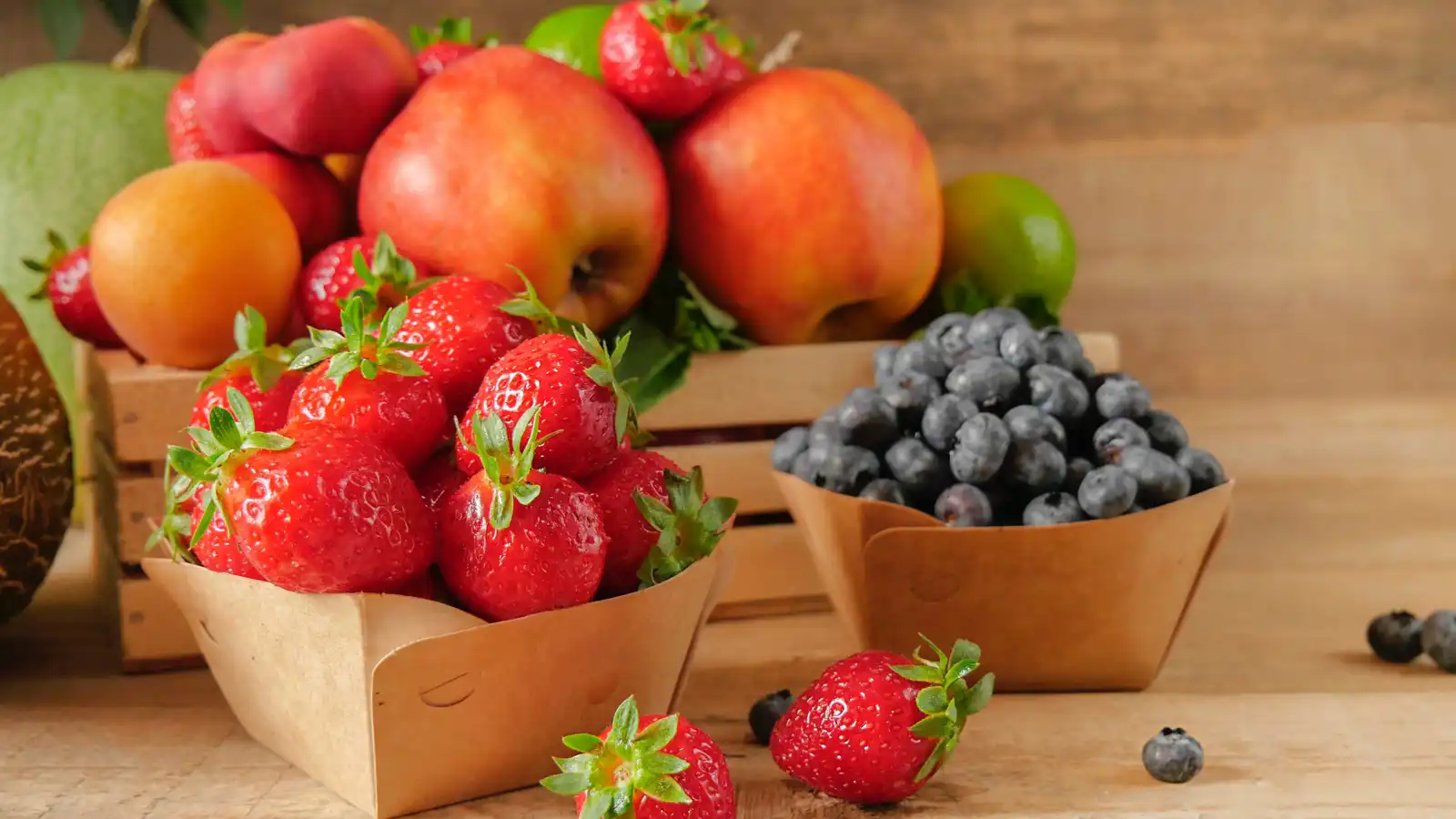 طبيب يحذّر من مخاطر بعض الفواكه الشائعة