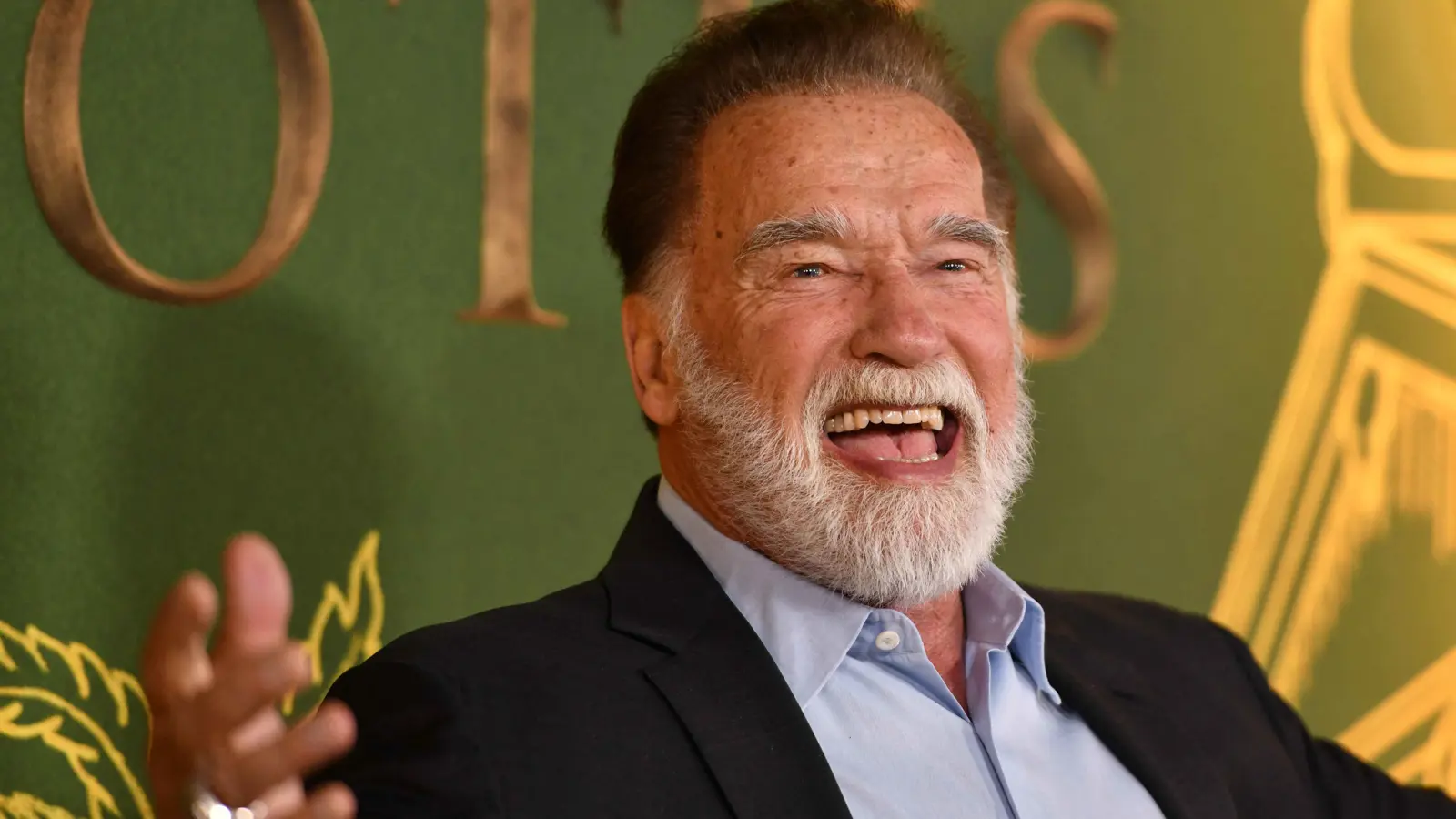 تحوّل جسدي "صادم" لابن أرنولد شوارزنيجر الأصغر (صور)