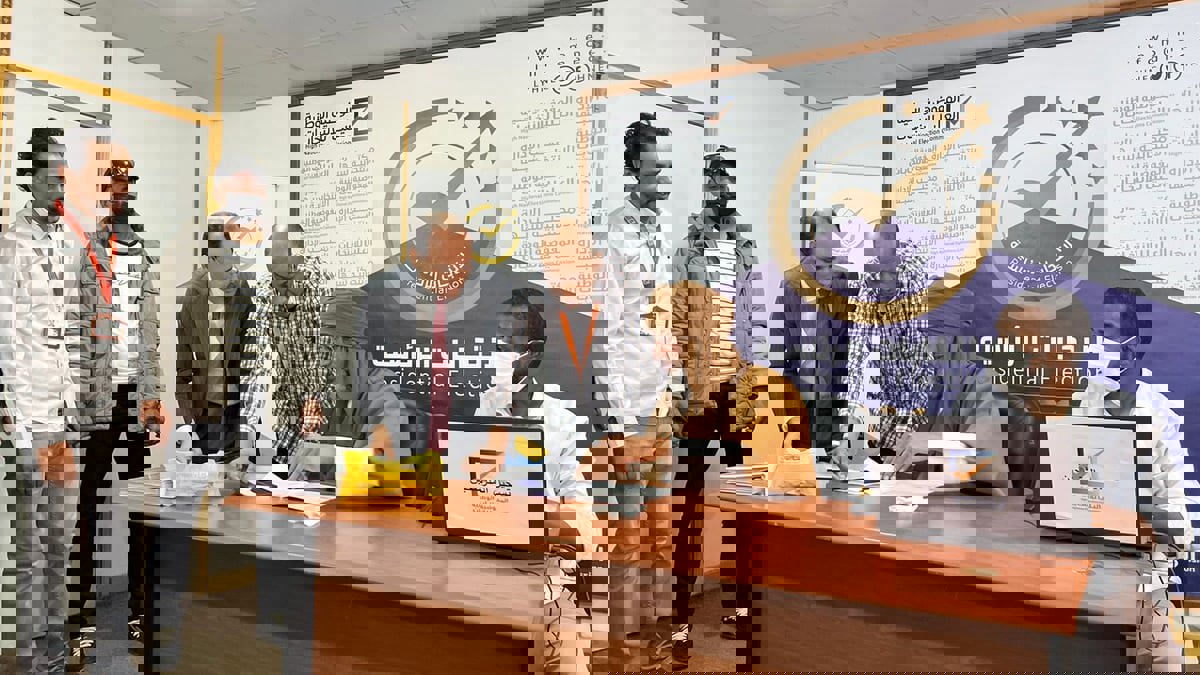 تقرير: روسيا وتركيا تسعيان للعب دور "الحكم" بالانتخابات الليبية