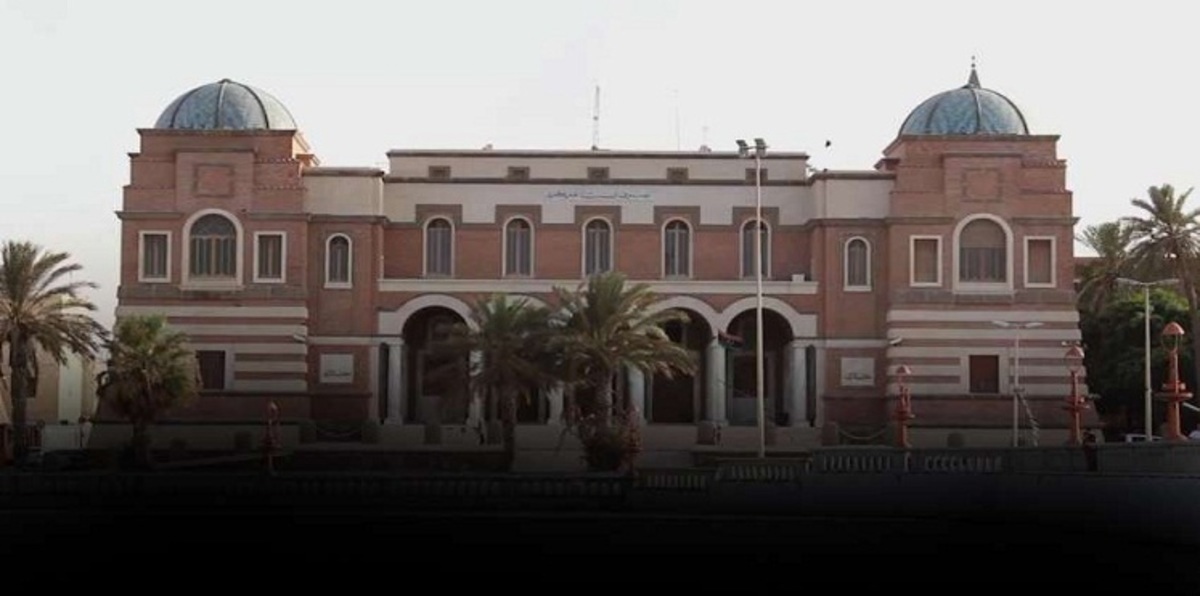 دعوات للتظاهر فى طرابلس لإسقاط محافظ المصرف المركزي