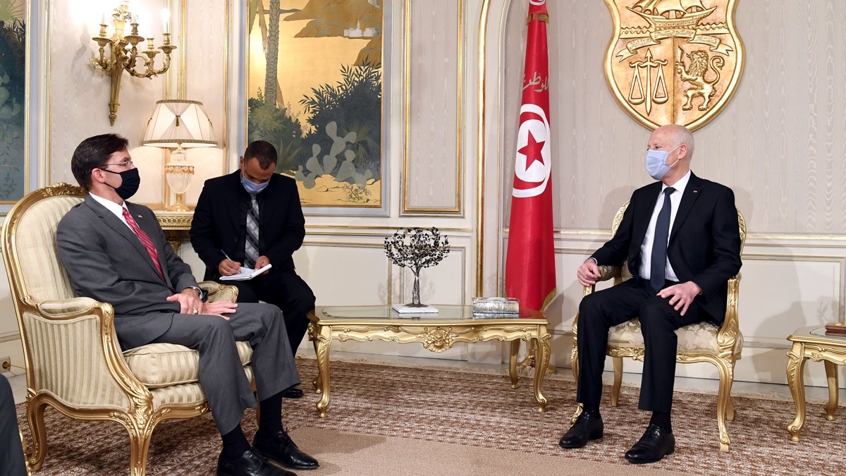 واشنطن توقع اتفاق تعاون عسكري مع تونس