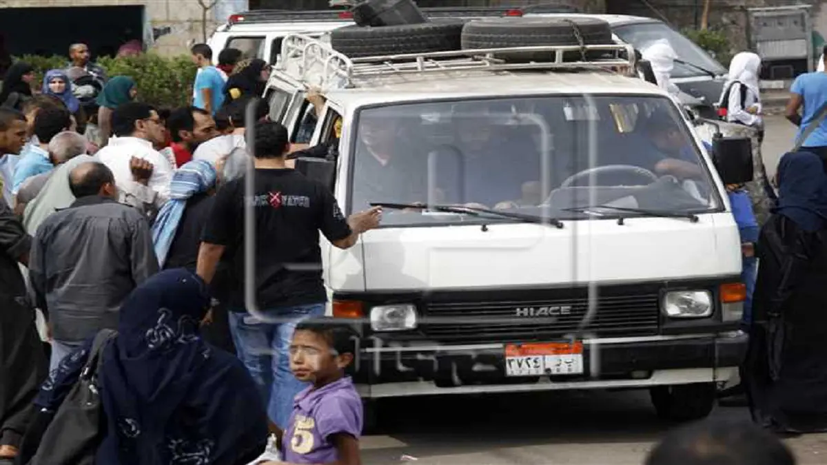 مصر.. ارتباك وفوضى في مواقف حافلات النقل العام والخاص بعد رفع أسعار الوقود