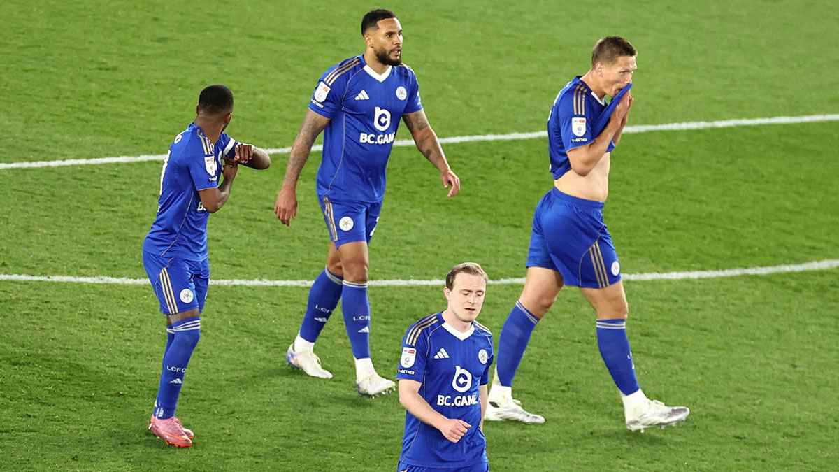 ليستر سيتي يهبط إلى دوري الدرجة الثالثة الإنجليزي 