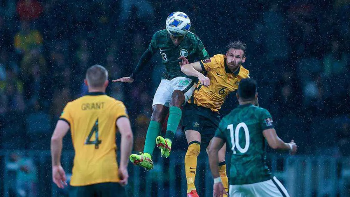 الموعد والقنوات الناقلة ومعلقو مباراة السعودية وأستراليا