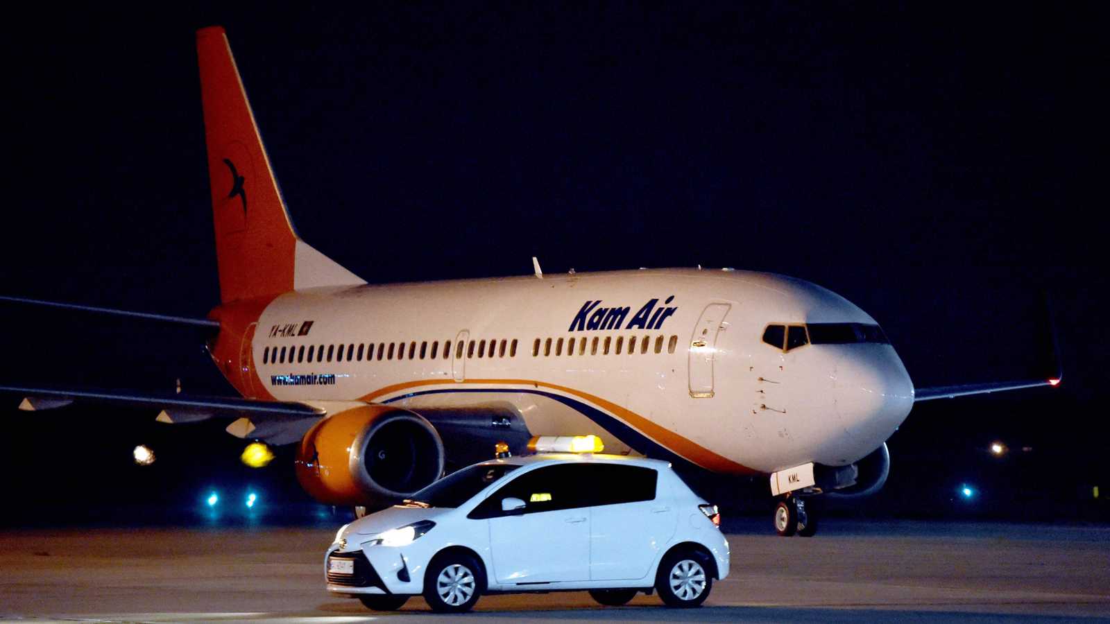 طفل يسافر مختبئا داخل عجلات الطائرة من كابول إلى دلهي