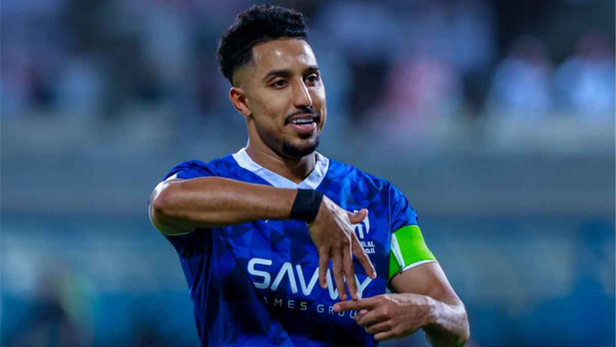 سالم الدوسري يثير مخاوف جمهور الهلال قبل مواجهة الأهلي السعودي (صورة)