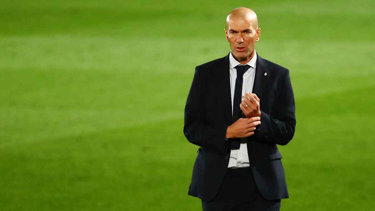 زيدان يطالب رئيس ريال مدريد بضم هذا اللاعب "فورا"