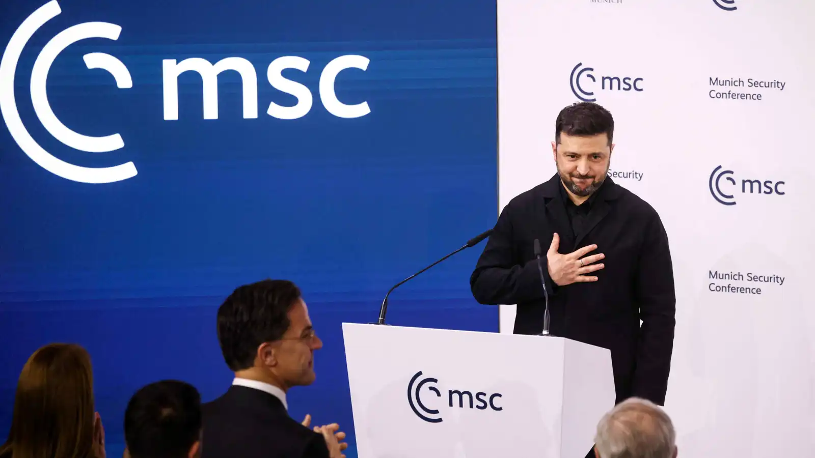 زيلينسكي: الضربات الروسية لم توفر "محطة طاقة واحدة" في أوكرانيا