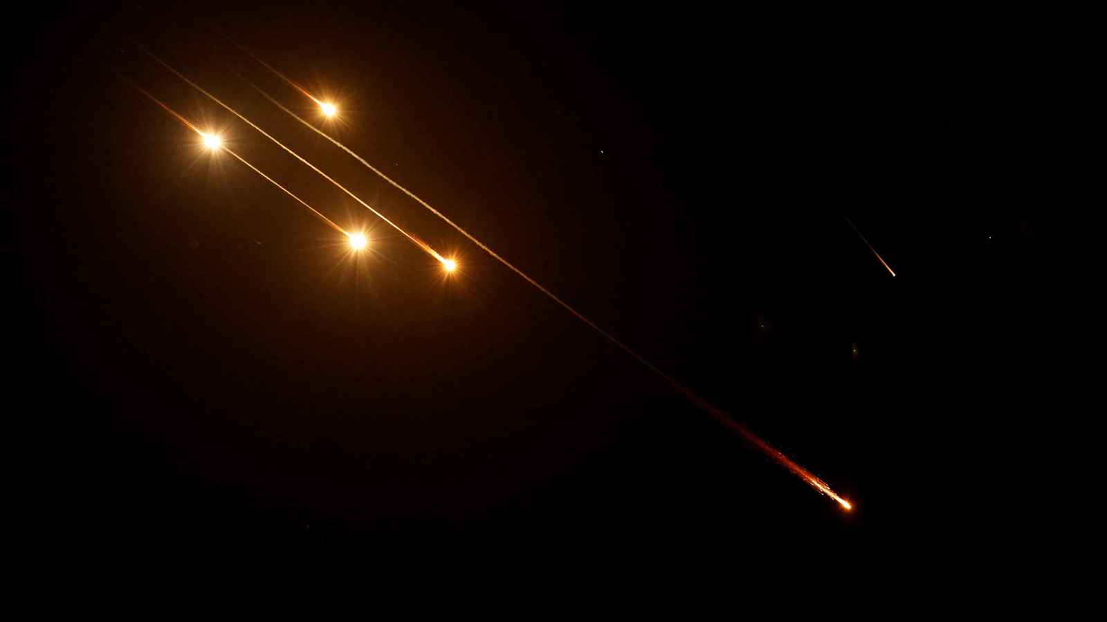 مسؤول إسرائيلي: القوات الأمريكية تشارك في التصدي للهجوم الإيراني